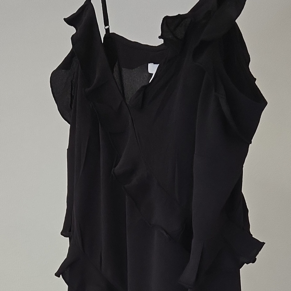 H&M Black Asymmetrical Ruffled Sleeveless Blouse SKU14